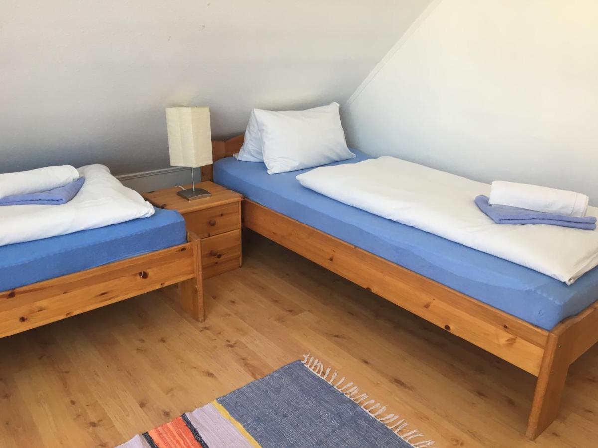 Pesti Apartmanhaz Buk Luaran gambar